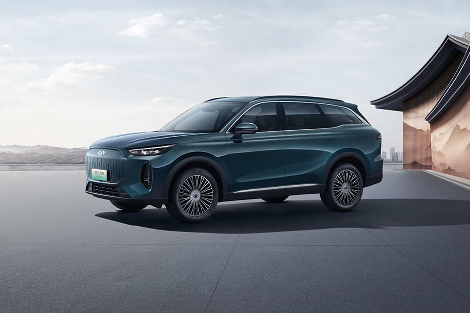 Chery  Fengyun T9 Front angle low view