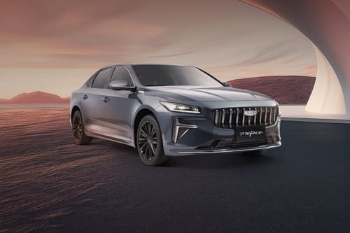 جيلي بريفيس Front Medium View