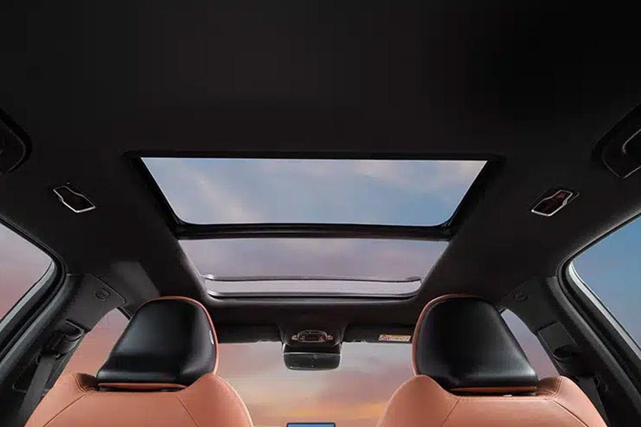 جيلي بريفيس Sunroof Moonroof