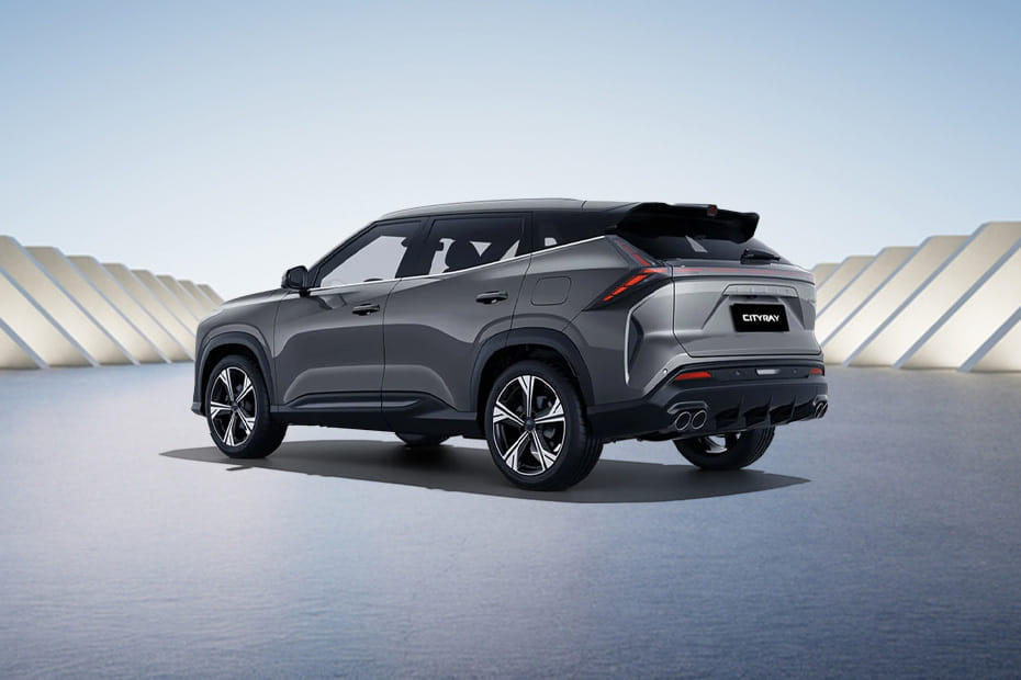 Rear Cross Side View of جيلي سيتي راي