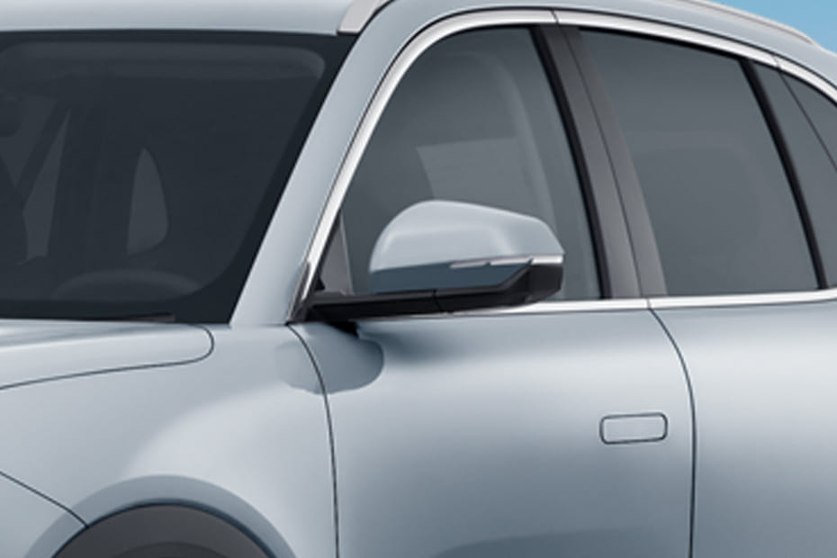 جيلي إي إكس ٥ Drivers Side Mirror Front Angle