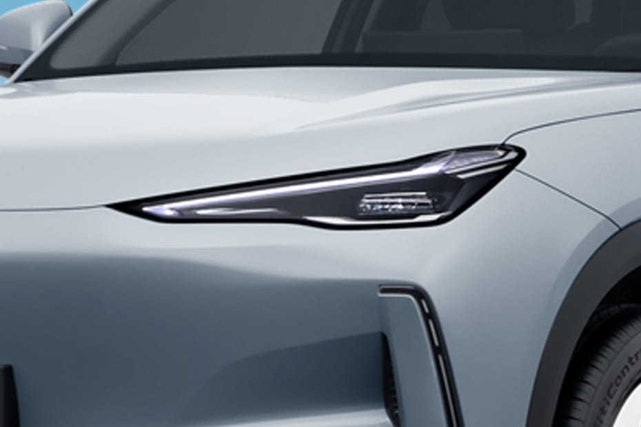 إي إكس ٥ Headlight