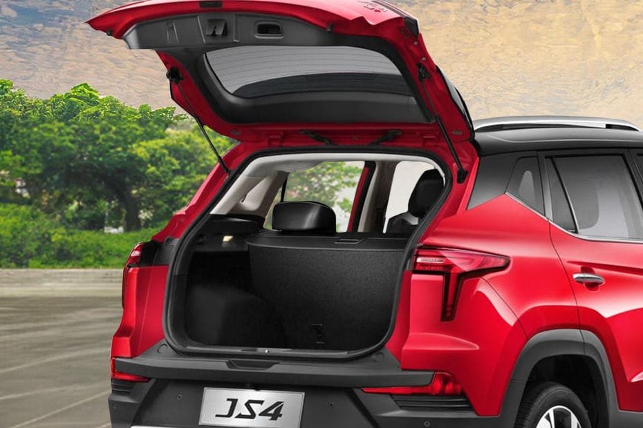 Trunk Open Closer View of JS4