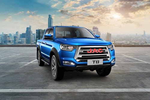 جاك  T8 Front angle low view