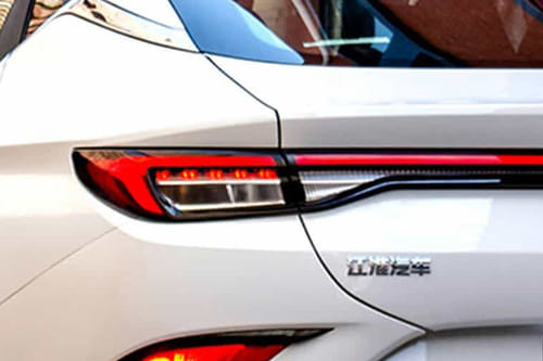 J7 Tail light