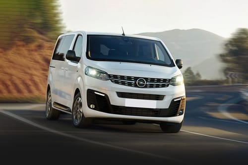 Opel  Zafira Life Front angle low view