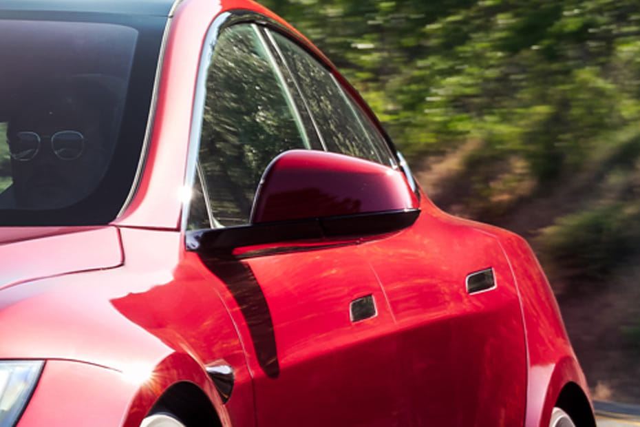 تيسلا موديل إس Drivers Side Mirror Front Angle