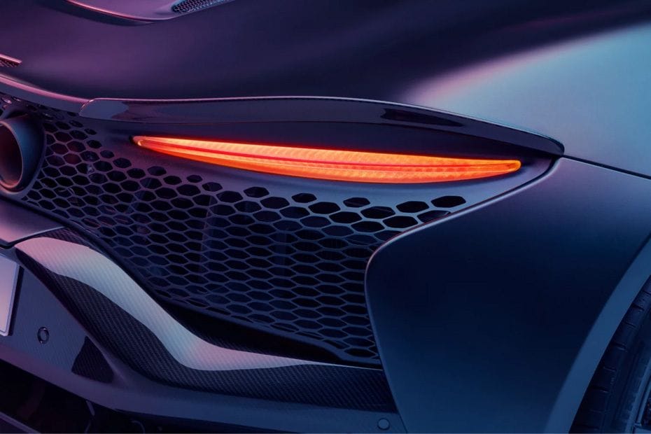 أرتورا Tail light