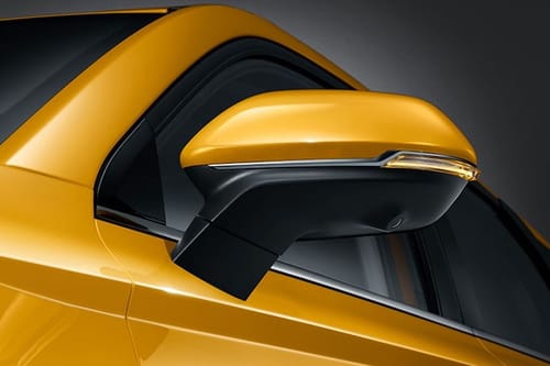 بيستون T77 Drivers Side Mirror Front Angle