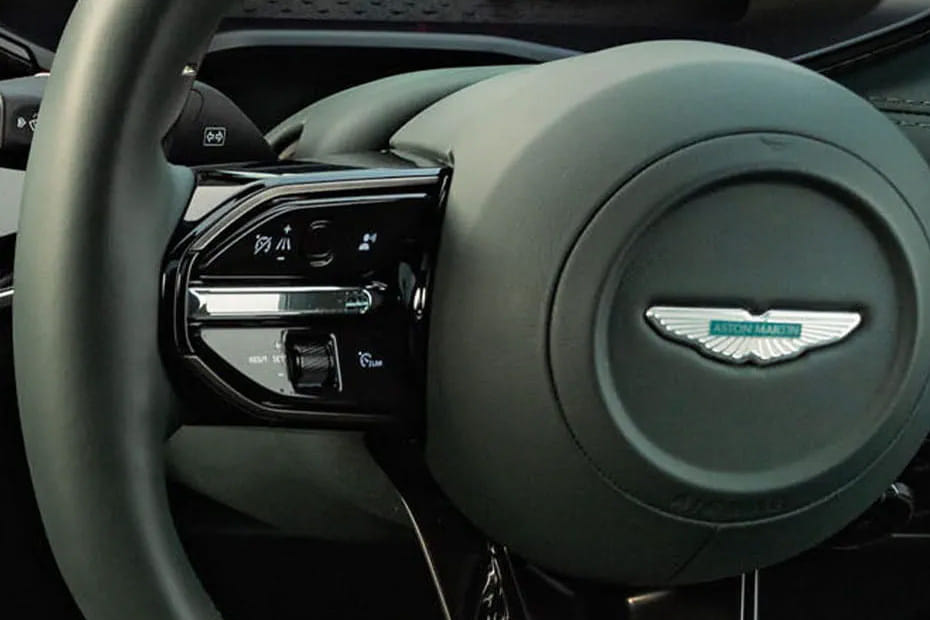 أستون مارتن DBX Multi Function Steering