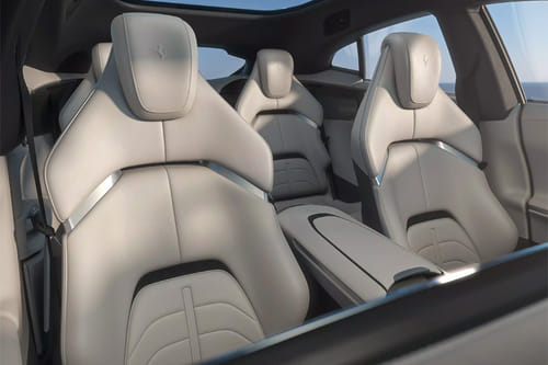 بوروسانجوي Front Seats