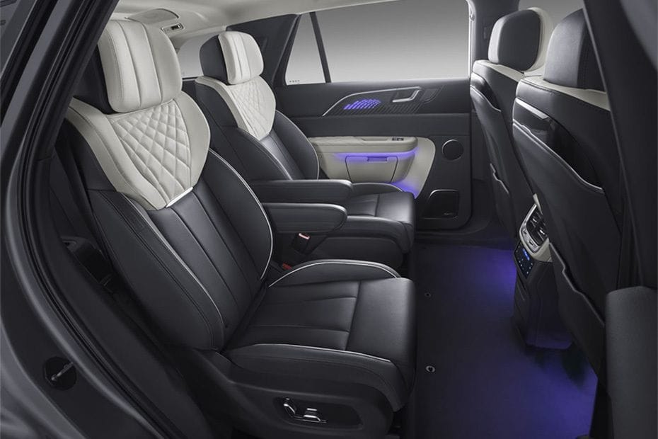 Hongqi EHS9 Rear Seats