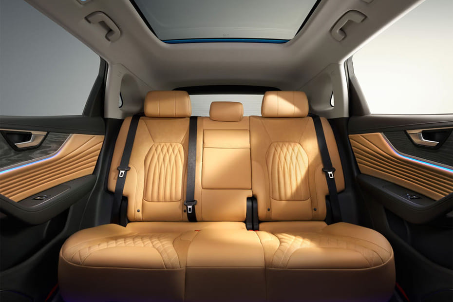 هونشي إتش إس 5 Rear Seats