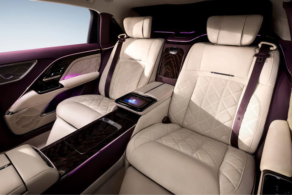 Hongqi Guoya Rear Seats