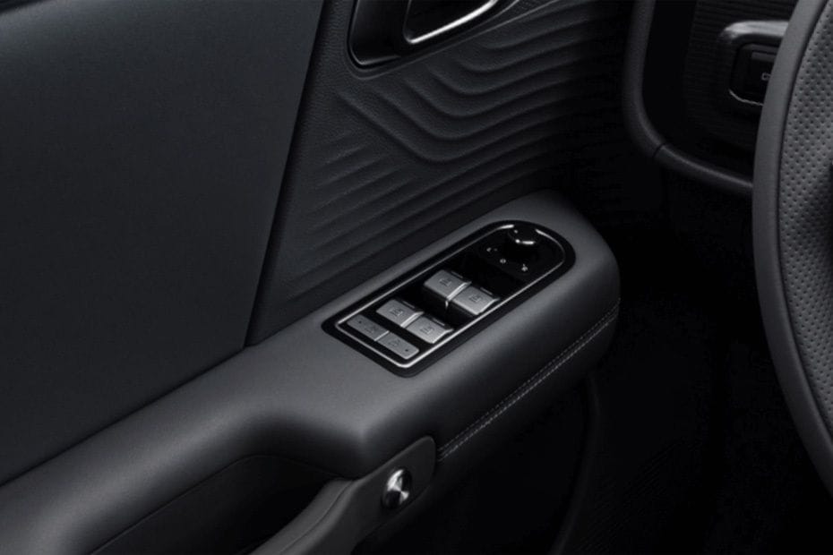 BAIC BJ30 Drivers Side In Side Door Controls