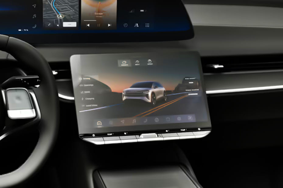 Front AC Controls of لوسيد جرافيتي