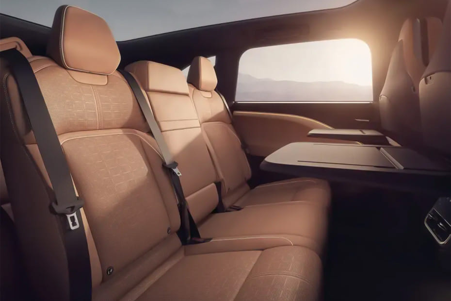 لوسيد جرافيتي Rear Seats