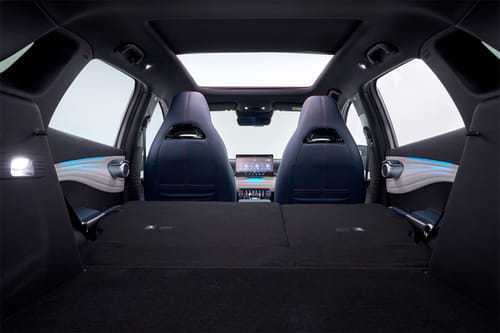 Folding Seats of بي واي دي أتو 3