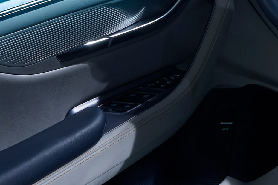 بي واي دي سونج بلس Drivers Side In Side Door Controls