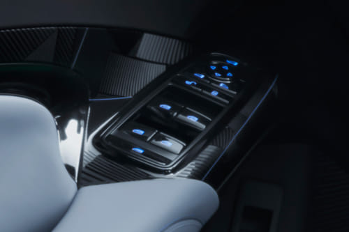 بي واي دي سيل Drivers Side In Side Door Controls