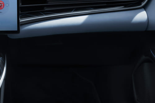 بي واي دي سيل Glove Box