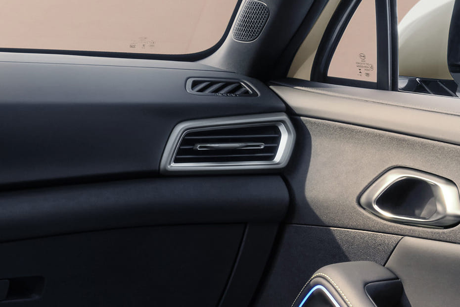 أتو 2 Front Side Ac Vents