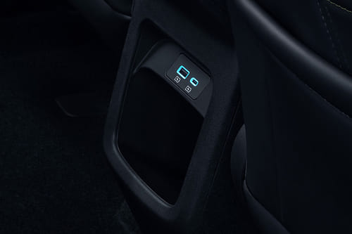 Power Accessories Outlet View of بي واي دي أتو 2