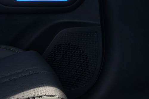 Speakers View of بي واي دي أتو 2