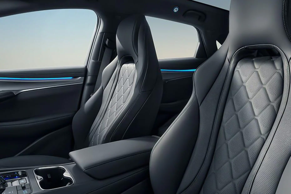 سيليون ٧ Front Seats