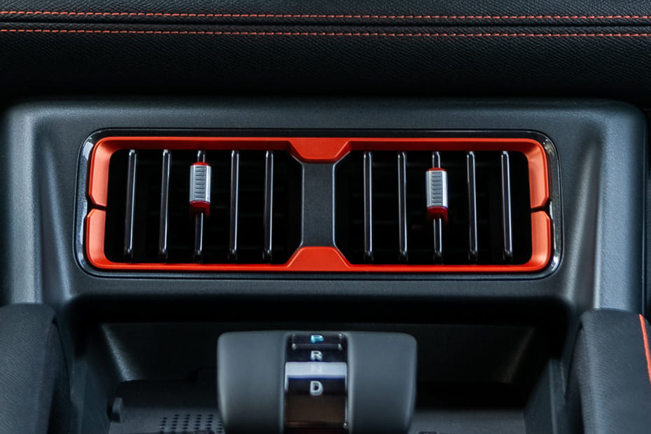 القرش 6 Front Ac Vents