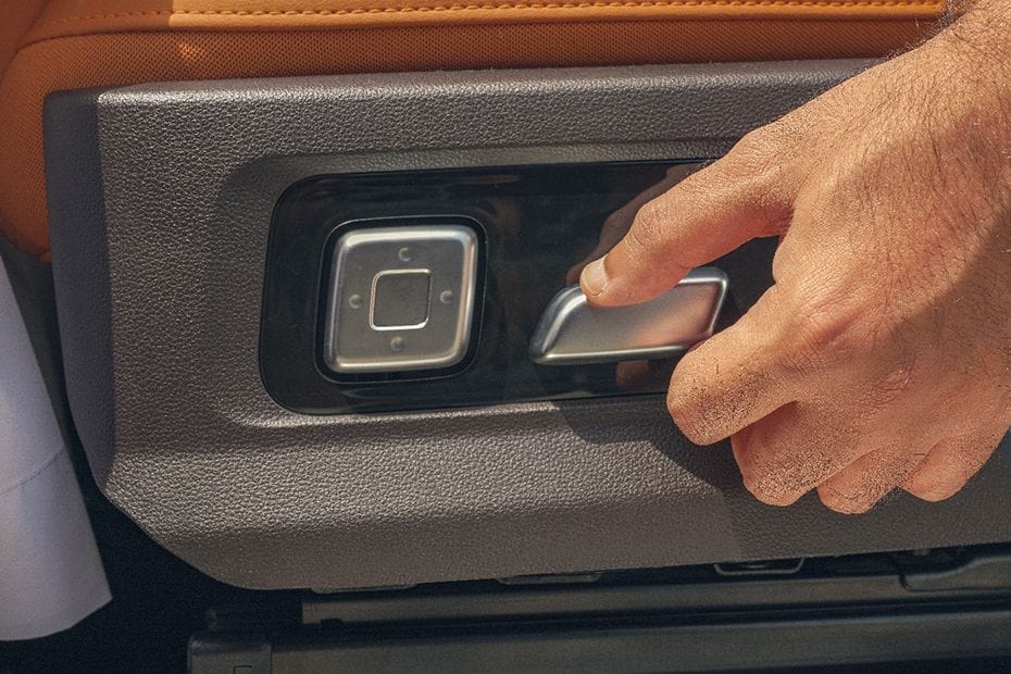 Tank 500 Seat Adjustment Controllers