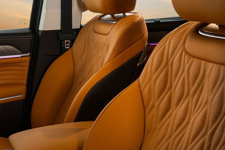 Tank 500 Upholstery Details