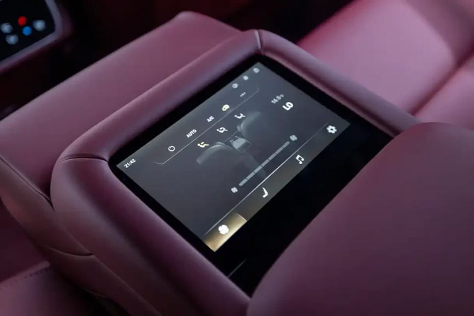 700 Armrest Rear