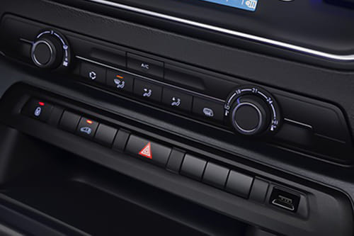 Front AC Controls of Fiat Scudo