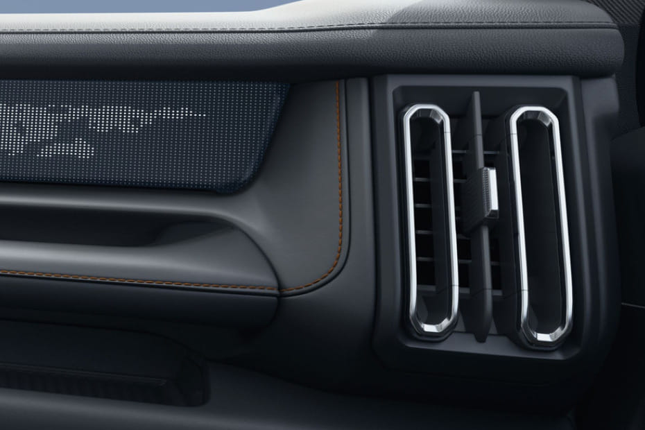 T1 Front Side Ac Vents