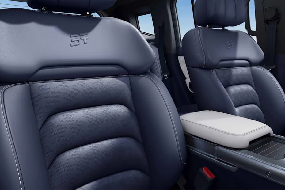 T2 i-DM Front Seats