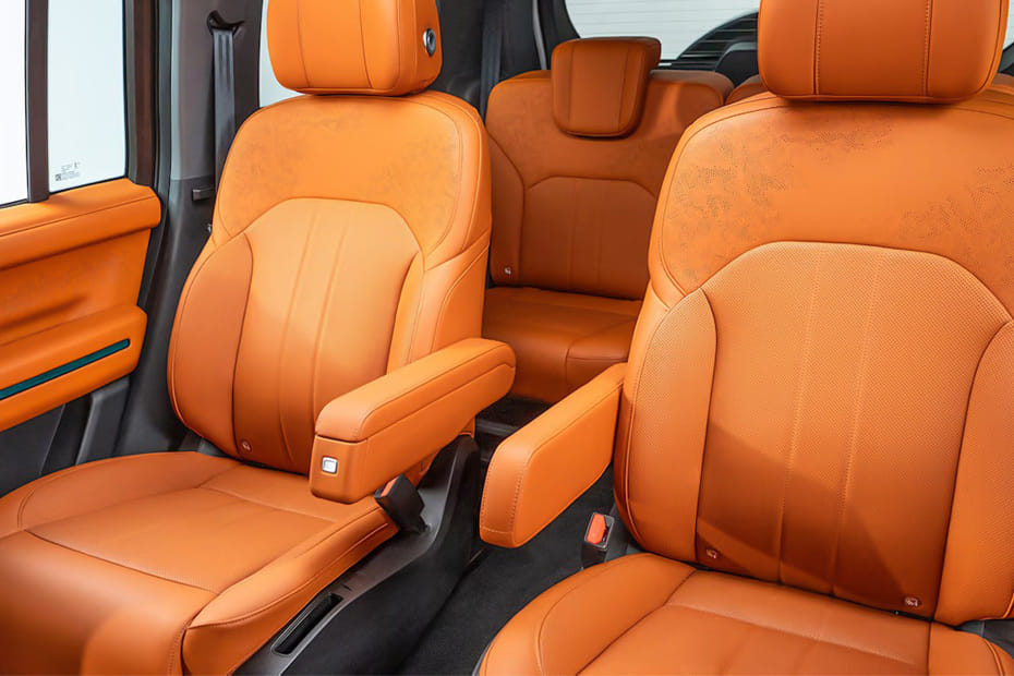 G700 Front Seats in Saudi Arabia