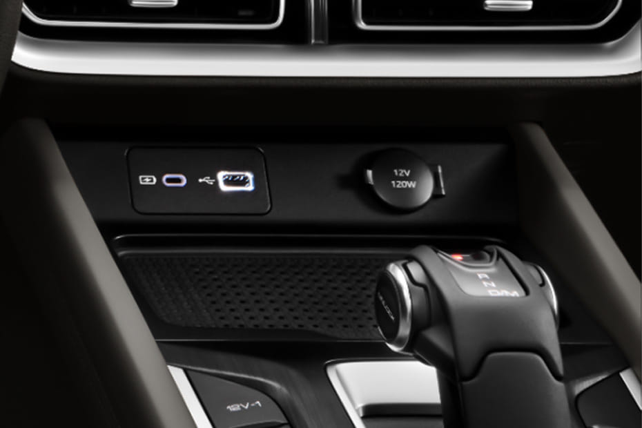 Power Accessories Outlet View of GWM بوَر