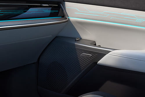 Speakers View of دونج فينج ٠٠٧