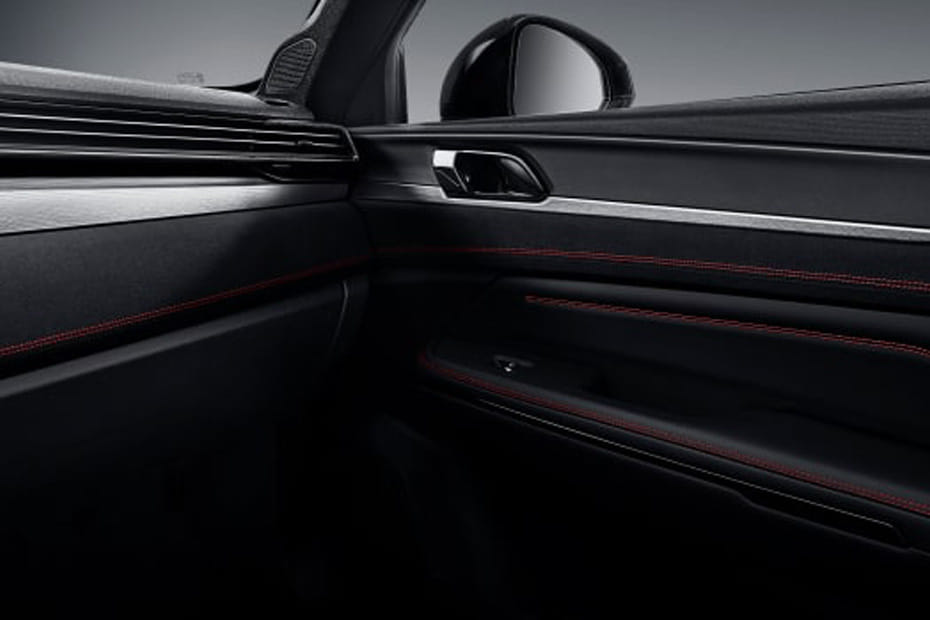 05 Front Side Ac Vents