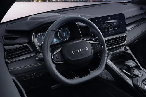 LYNK&CO 06 Steering Wheel