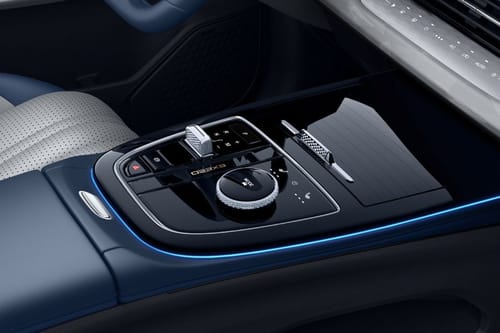 Center Controls of إكسيد LX