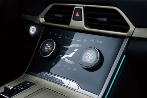 Front AC Controls of Exeed TXL