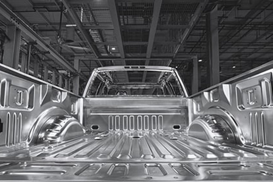 سوبر ديوتي شاسيه كاب Storage Area