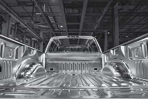 سوبر ديوتي شاسيه كاب Storage Area