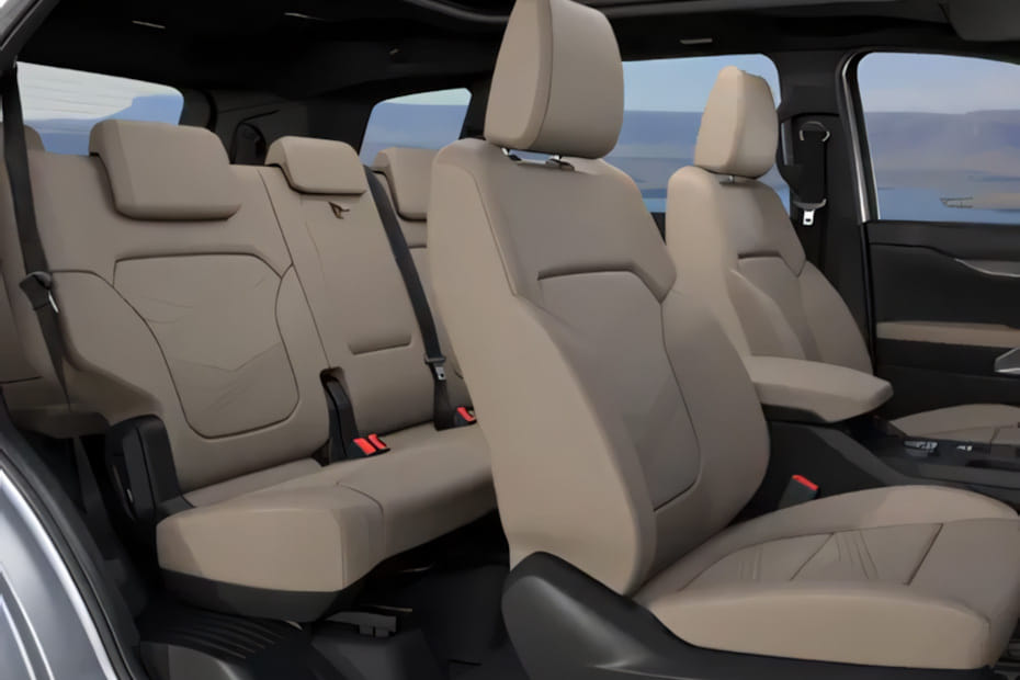 Ford EVEREST Front And Rear Seats Together