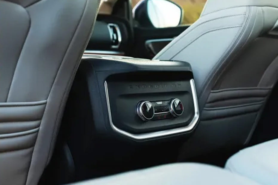 إكسبيديشن Rear AC Controls