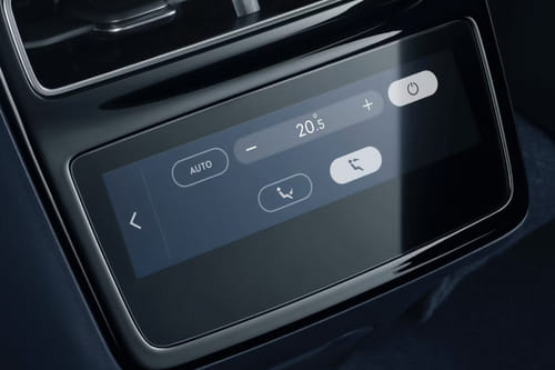 001 Rear AC Controls