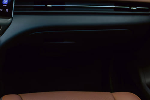 VINFAST VF6 Glove Box