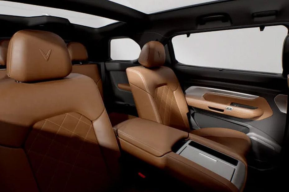 VF9 Front Seats